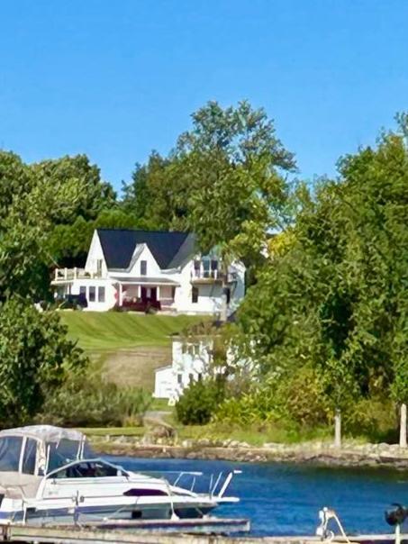 Ferienwohnung Gray'S Manor - Lake Memphremagog Newport Exterior foto